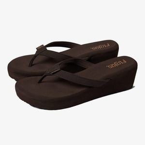 Flojos• Brown Y2K Olivia Wedges